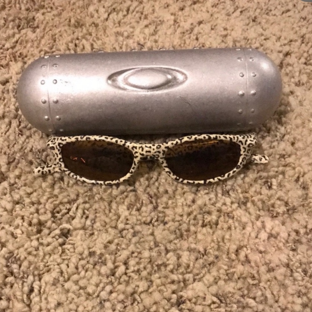 Oakley sunnies